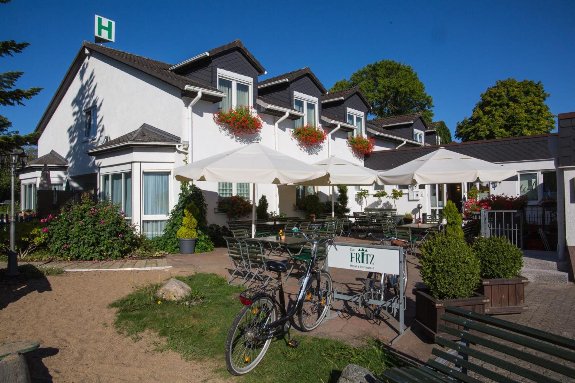 Das Fritz Hotel Schwerin Schoene Lage Im Gruenen Mit Regionaler Kueche Kostenfreien Parkplaetzen Und E Ladestation Dış mekan fotoğraf
